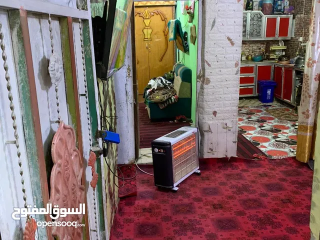 130 m2 3 Bedrooms Townhouse for Sale in Basra Al Asdiqaa