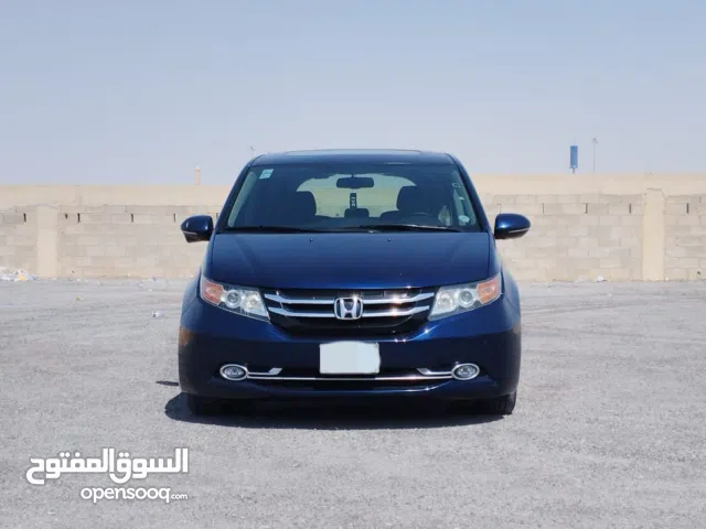 2015 هوندا اوديسى Standard