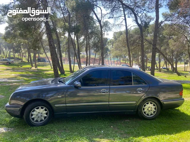 Used Mercedes Benz E-Class in Zarqa
