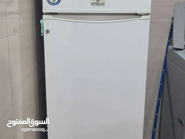 ثلاجه ثلج للبيع