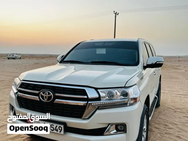 2013 Toyota Land Cruiser GXR