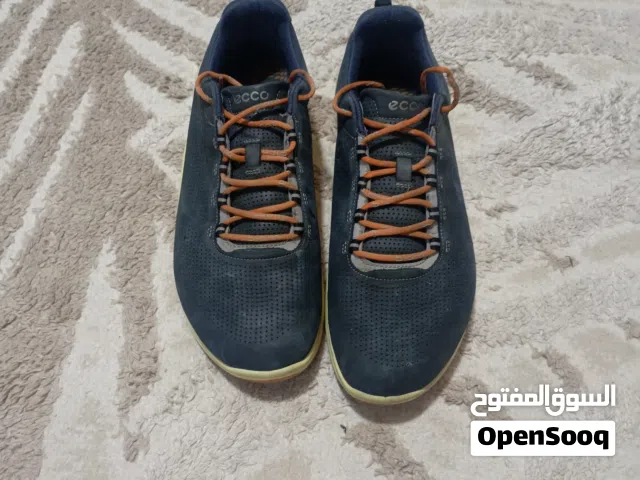 حذاء رجالي