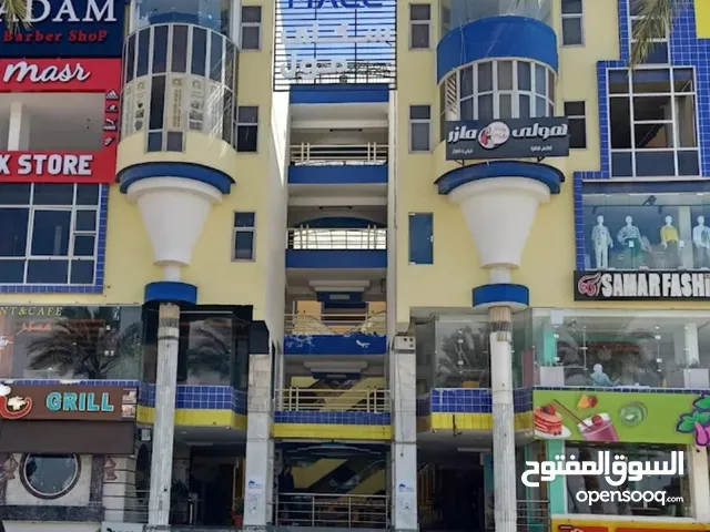 محل للايجار 22م بسكاي مول 1 العاشر من رمضان أمام نادي الرواد الدور الثالث اسانسير ومتشطب لسه جديد