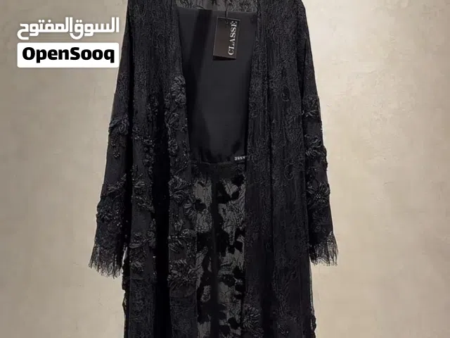 عباية سوداء