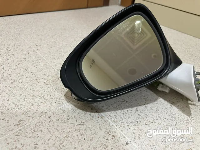 مرايا لكزس Es350 2016 الى 2018 فيها النقطة العمياء
