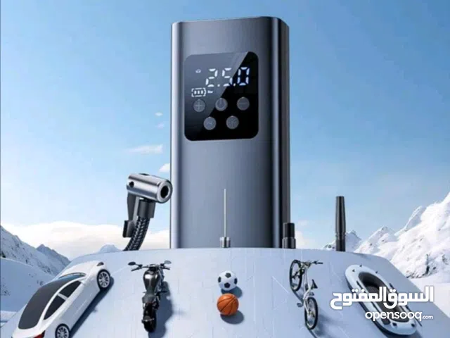 مضخة هواء رقمية جديدة 120 واط للسيارة مع شاشة ذكية وإضاءة LED – قوية، عملية، ومتعددة الاستخدامات