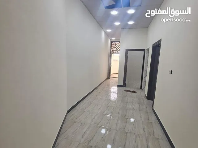 130m2 2 Bedrooms Apartments for Rent in Basra Sana'a