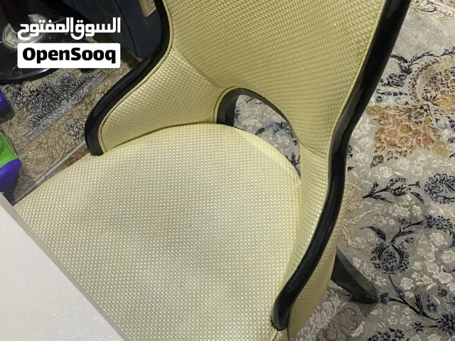 ميز طعام اصلي مرمر ثقيل اصلي