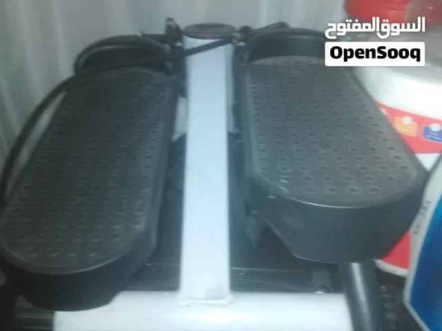 جهاز رياضه عدد 2 غير مستعمل وغاز اربع عيون مستعمل فترح قصيره وجيد الاشتعال والفرن ممتاز كنبه تفصيل