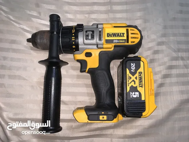 ديولت كت قطعتين همر+ امباكت + بطاريه وشاحن للبيع بحاله الوكاله وبسعر حرقق
