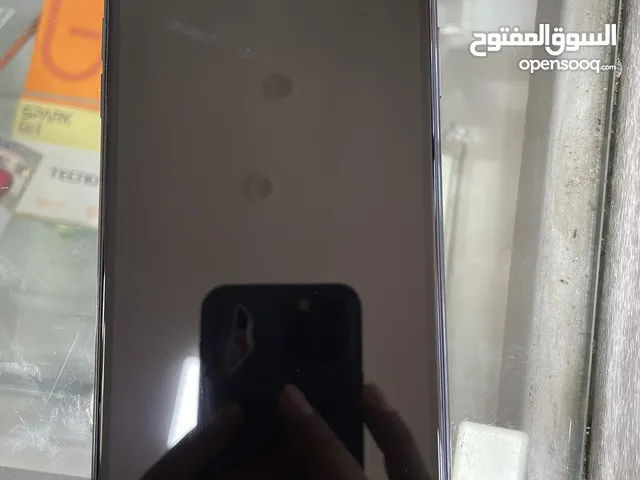 11 pro max للبيع مغيرله شاشه وباك خلفي