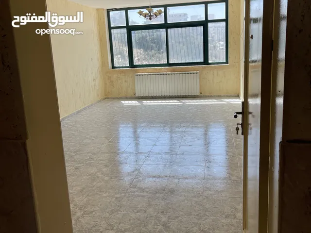 عمارة اللالا بطن الهواء المنطقة الصناعية قرب درس مول ملاحظة يوجد اربع شقق للإيجار