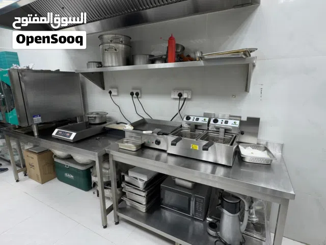 معدات مطعم للبيع