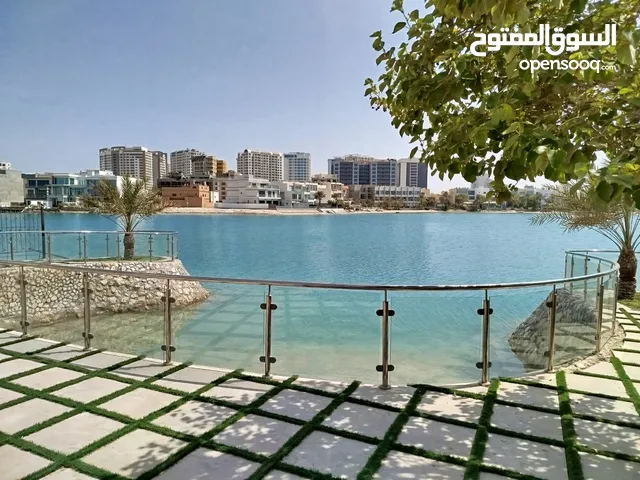 للايجار فيلا في جزيرة امواج اربغ غرف مفروش على البحر شامل ب