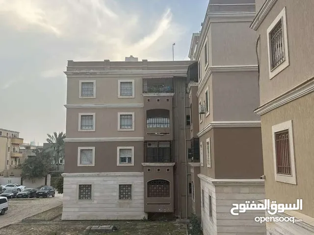 170 m2 4 Bedrooms Apartments for Sale in Tripoli Hai Al-Batata