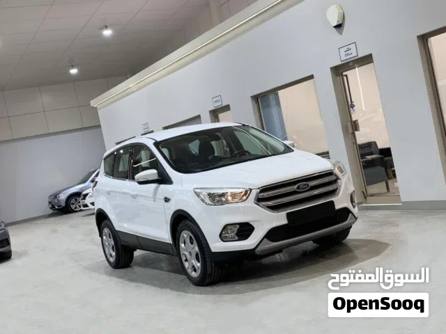 2018 فورد اسكايب Standard