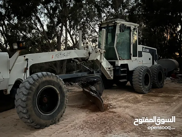 الات ثقيلة للايجار