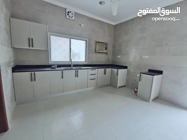 300m2 5 Bedrooms Townhouse for Rent in Southern Governorate Eastern Riffa