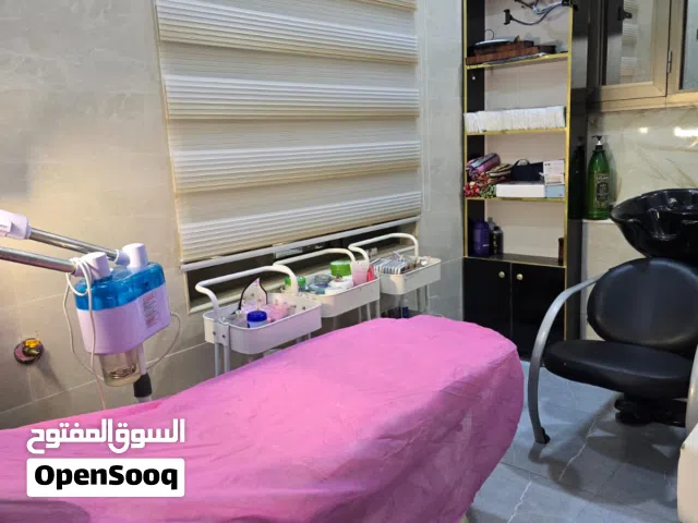 اثاث صالون متكامل باقي التفاصيل ع الخاص متوفر فيديوات توضح الاثاث