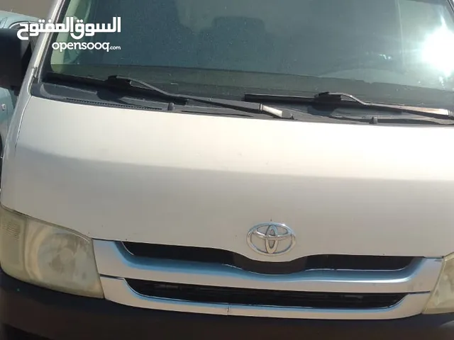 Used Toyota Hiace in Abu Dhabi