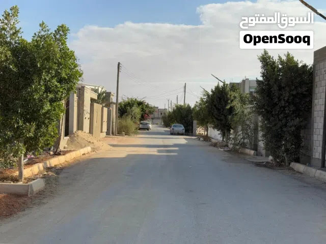 قطعة ارض في حي نافو