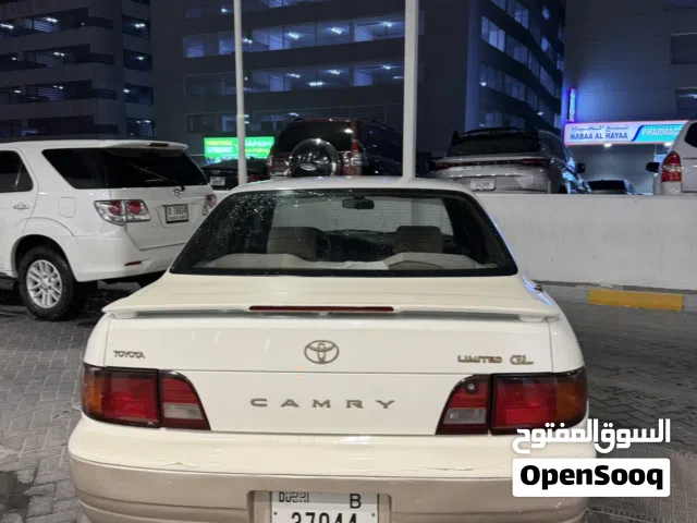 1996 تويوتا كامري GL