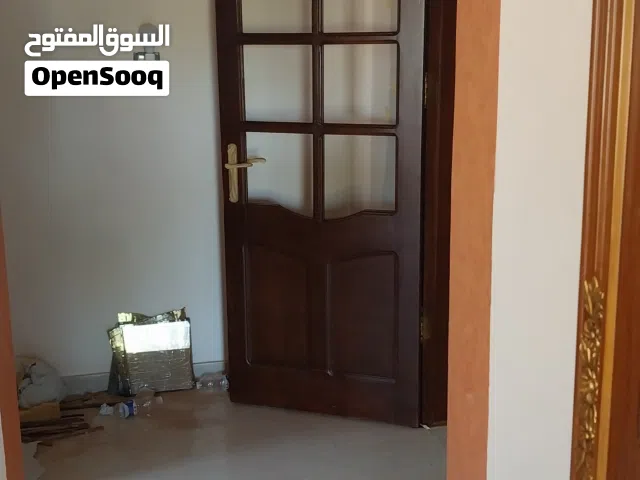 اسطا فني طلاء الخشب ابواب و غيره