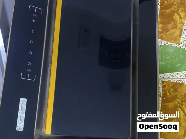 ساحبه. طباخ. ساحبه. هوائيه. مع. اضاءئه.
