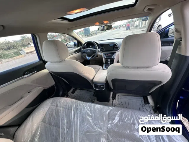 2020 هيونداي النترا Limited