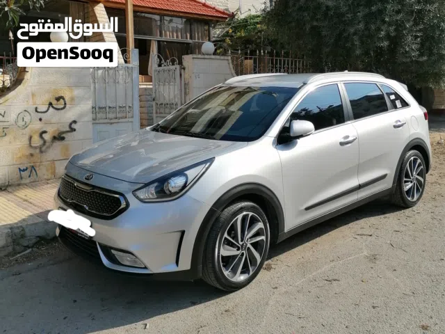 2017 كيا نيرو EX