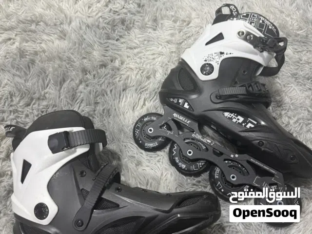 سكيت اسود وبيض