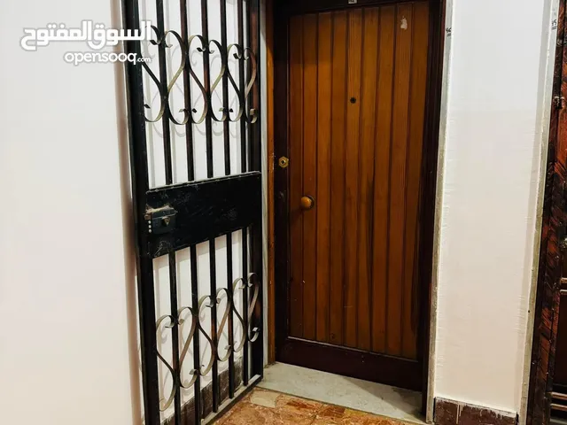 130 m2 4 Bedrooms Apartments for Sale in Tripoli Tajura