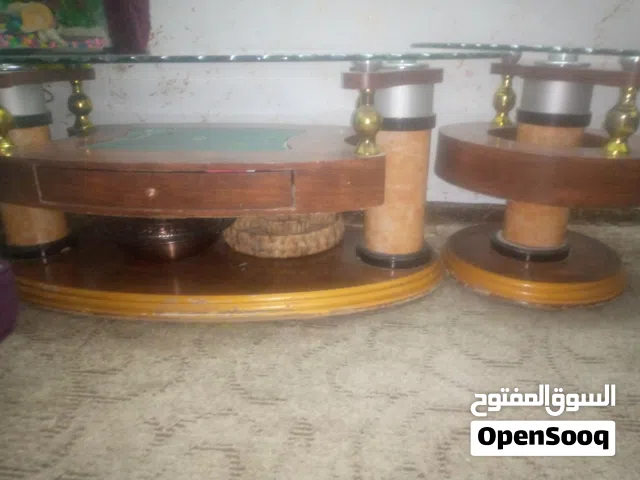 طاولات سكريت عدد3 وحوض سمك كندشن حامي بارد