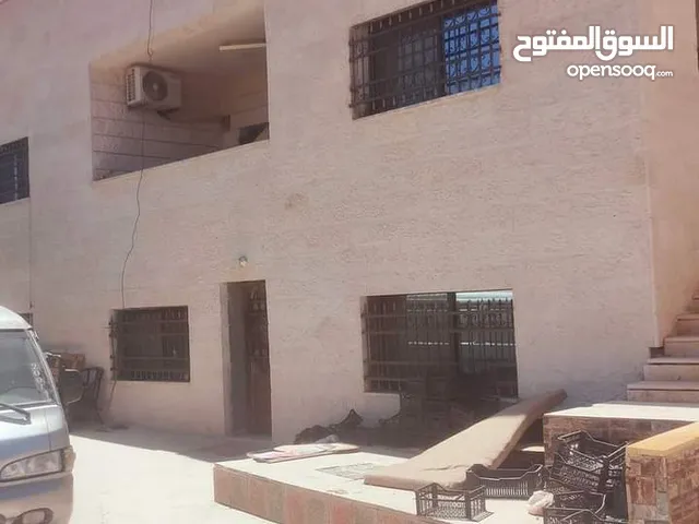 250 m2 More than 6 bedrooms Townhouse for Sale in Amman Al-Mugairat