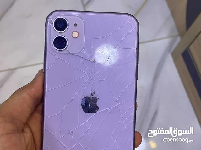 Apple iPhone 11 64 GB in Tripoli
