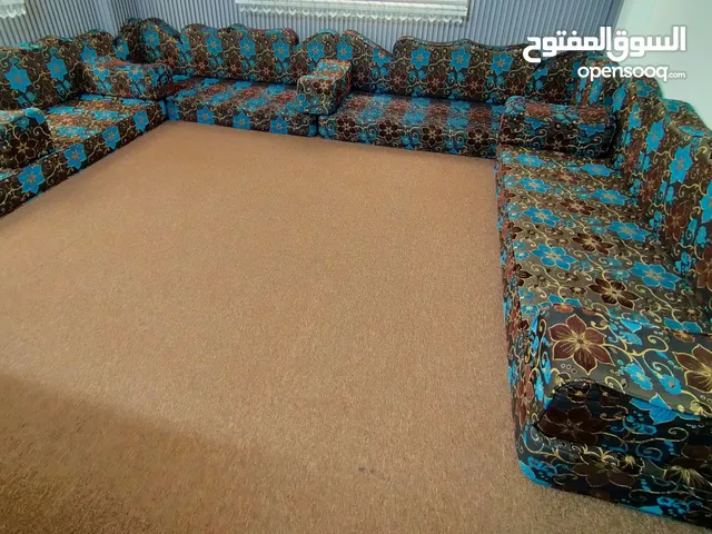 اثاث للبيع