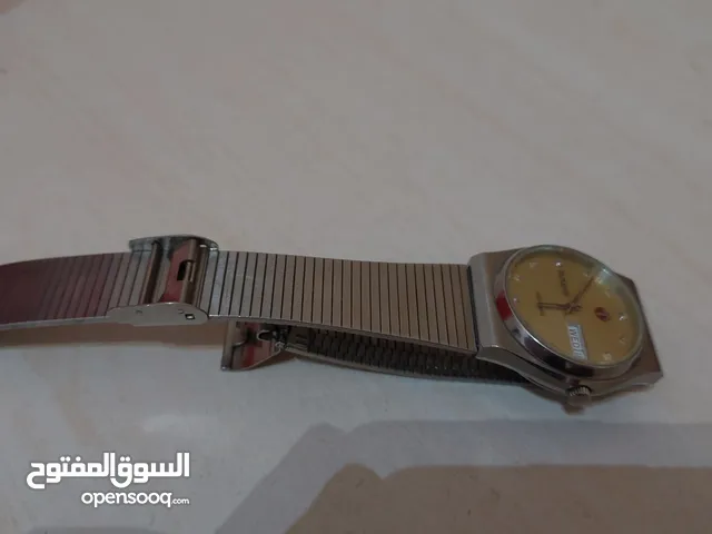 ساعة RADO Voyager أوتوماتيكية سويسرية مينا ذهبي ومؤشرات ماسية (للبيع السعر 2500دينار قابل للنقاش )