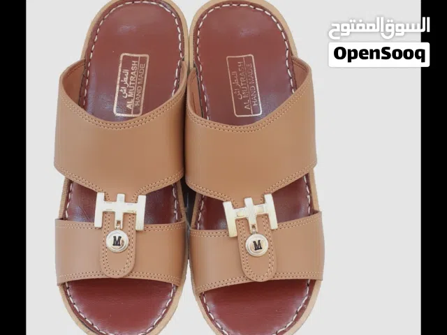صنادل مریحه وجیده الصنع البیع جمله من المنتج توصیل الی مخازنکم الشحن یتم من الامارات المتحده العربیه