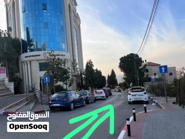 135 m2 5 Bedrooms Apartments for Sale in Ramallah and Al-Bireh Ein Musbah