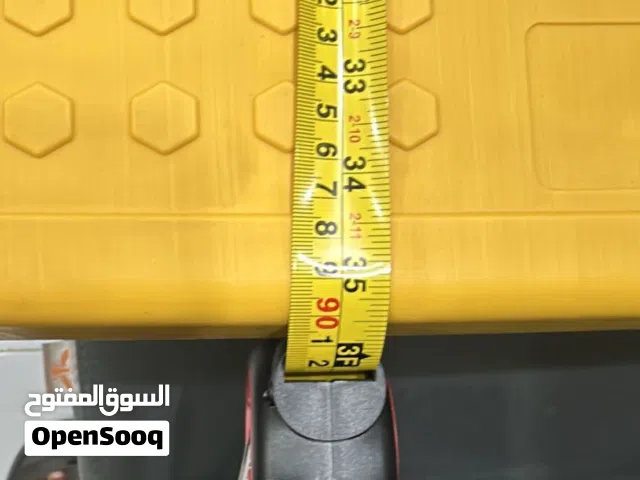 ترولي او عربة لنقل الاغراض الثقيلة