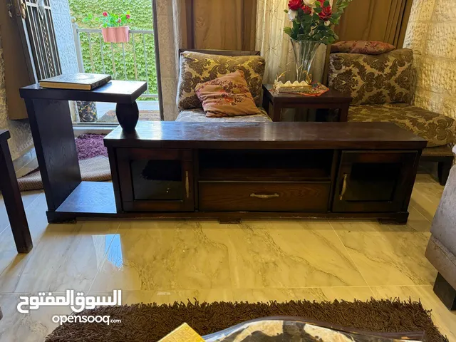 طاولة تلفزيون خشب لاتيه