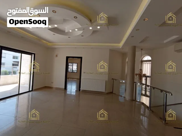 فيلا دوبلكس مستقلة فارغة للإيجار السنوي الصويفية (V132)