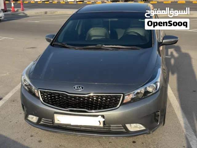 2016 كيا K3 Standard
