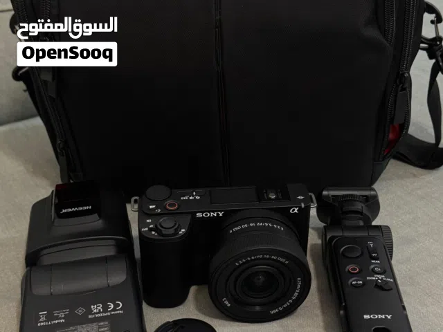 Sony camera still new not used 4 time with warranty and life time clean lenses 26.6 mg with memcard