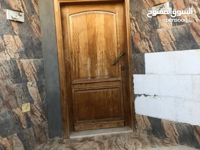 1 m2 2 Bedrooms Townhouse for Rent in Tripoli Al-Serraj