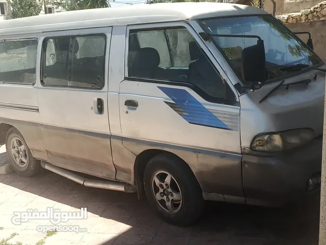 باص h100 موديل 2000 للبيع