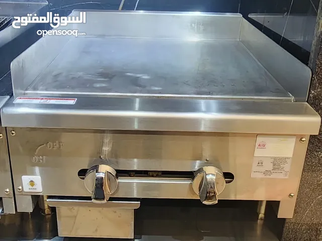 معدات مطعم برجر شبه جديد