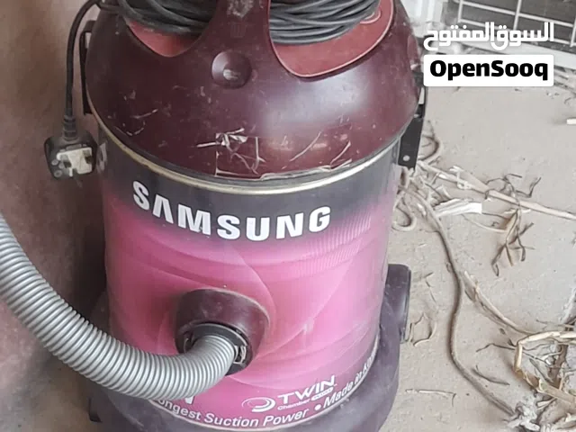 مكنسه كهربائيه