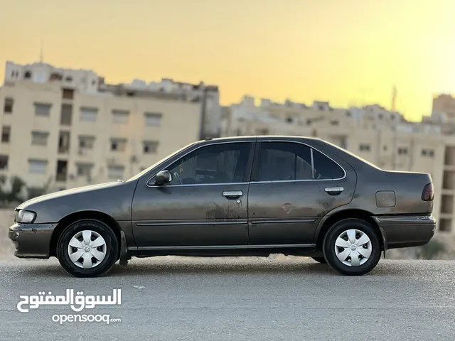 Used Nissan Sunny in Zarqa