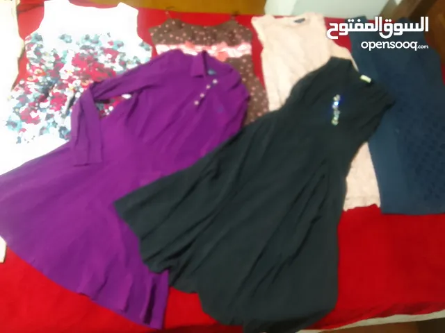 مجموعة ملابس 36 قطعة فساتين بنطلونات بلايز قمصان ماركات بناتي ستاتي